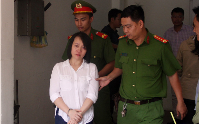 me-ngoai-tinh-con-chet-oa