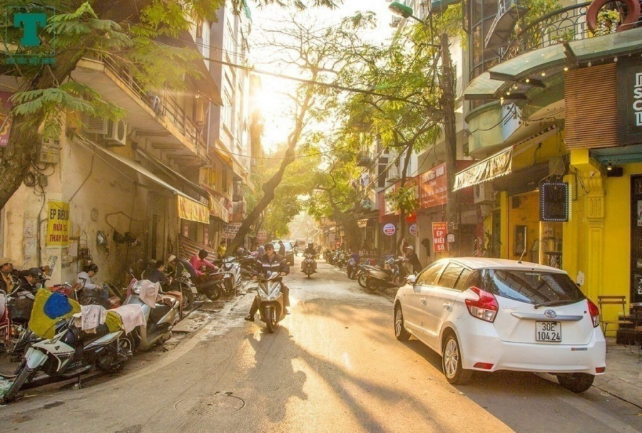 Miền Bắc tới Trung Trung Bộ nắng nóng diện rộng, cao nhất 38 độ