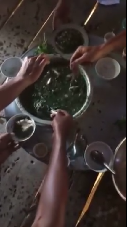 Món cá tươi sống đến nỗi múc vào bát rồi cá còn nhảy ra ngoài