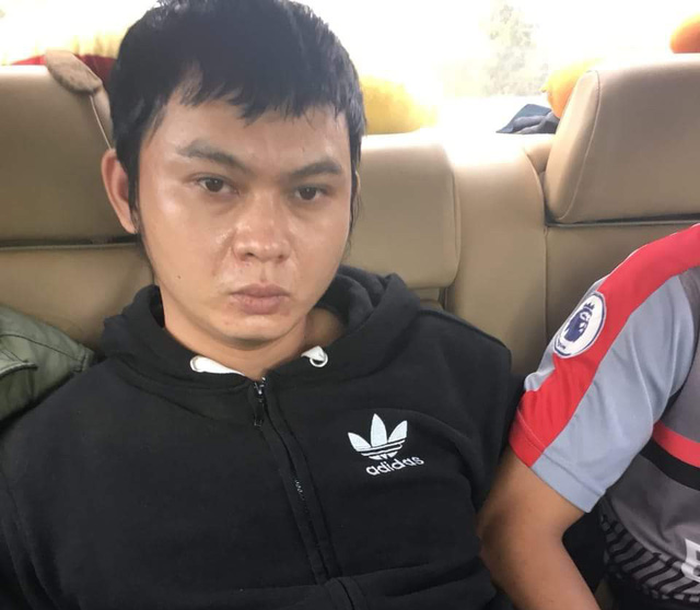Đối tượng Hiếu bị công an di lý để tìm những mảnh Sh88bet đăng ký miễn phí bị phi tang