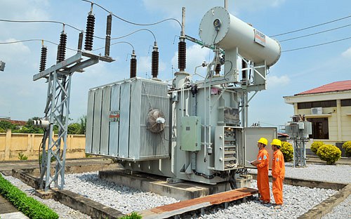 Ngoài các phương án do EVN đưa ra, đơn vị này cũng mong muốn các khách hàng có ý thức sử dụng điện tiết kiệm và hợp lý