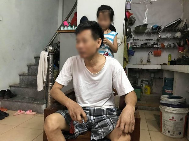 Ông ngoại của bé chia sẻ không có chuyện mẹ bé đánh con, có thể do nhiều áp lực nên mẹ cháu dựng hiện trường giả để quay clip đăng lên mạng