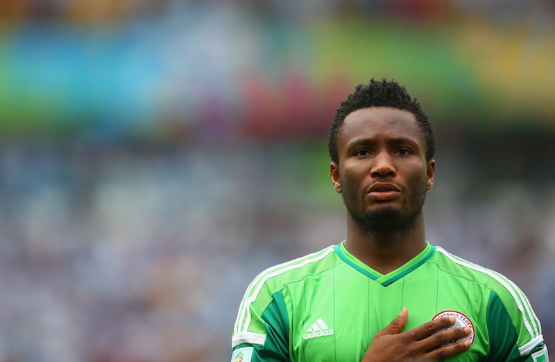  Mikel từng là ngôi sao bị Chelsea giật khỏi tay Man United gần 12 năm về trước