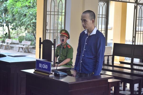 Đối tượng Tín tại phiên tòa