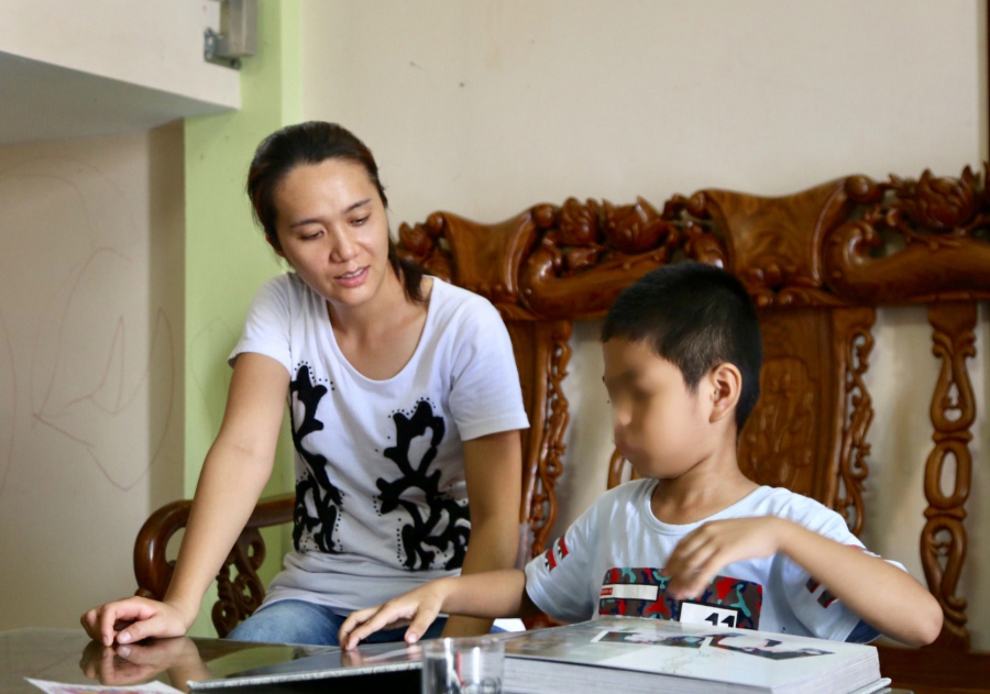 Chồng chị Hương cũng đã xuống Hà Nội gặp cháu H. một lần