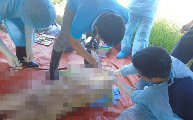 Thi thể nạn nhân sau khi được khai quật có nhiều điểm bất thường: sau 6 năm vẫn còn nguyên vẹn, không bị phân hủy