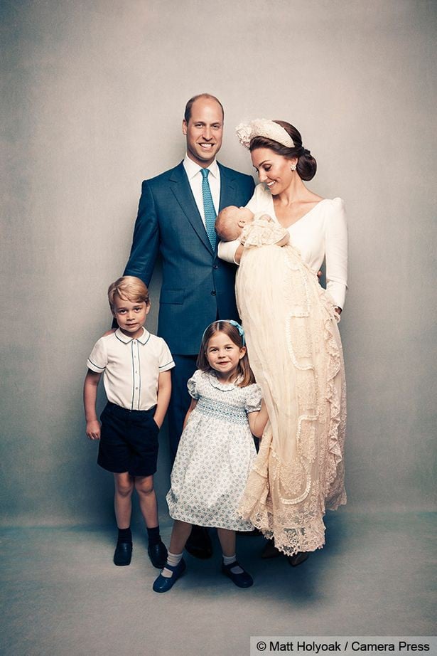 Hình ảnh lễ rửa tội của hoàng tử Louis, em bé út của Shbet111 slot, casino, thể thao, xổ số William - Kate