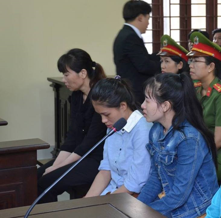 3 bị cáo khóc nức nở tại tòa