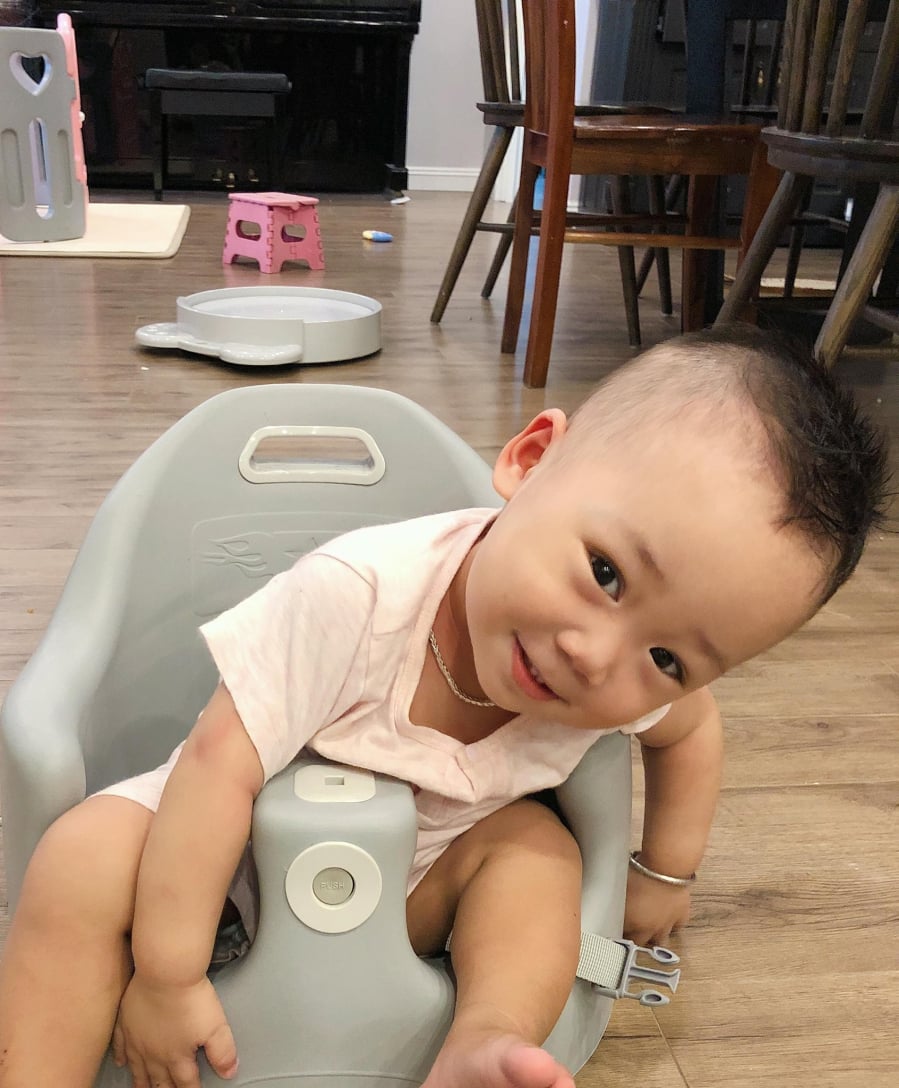 Ngay sau đó Peter có ngay 2 quả đầu 
