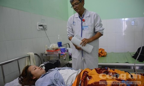 Cô giáo Mai vẫn phải theo dõi và điều trị tại bệnh viện