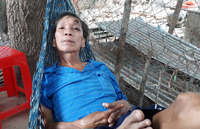 Cha bé Đài đã đập đầu vào tường khi hay tin con bị giết