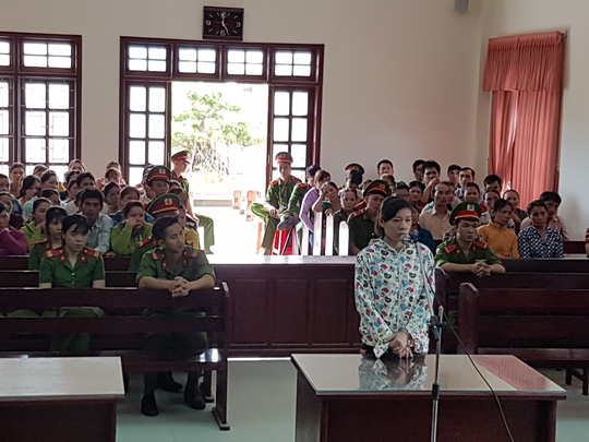 Bị cáo Sen bị tuyên phạt 9 tháng tù vì cắn đứt lưỡi em dâu