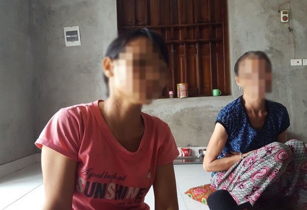 Chị N. lo lắng và buồn tủi kể từ ngày bố chồng mất vì nhiễm HIV, tuy nhiên đến tận khi khuất núi, ông vẫn không lý giải được nguyên do