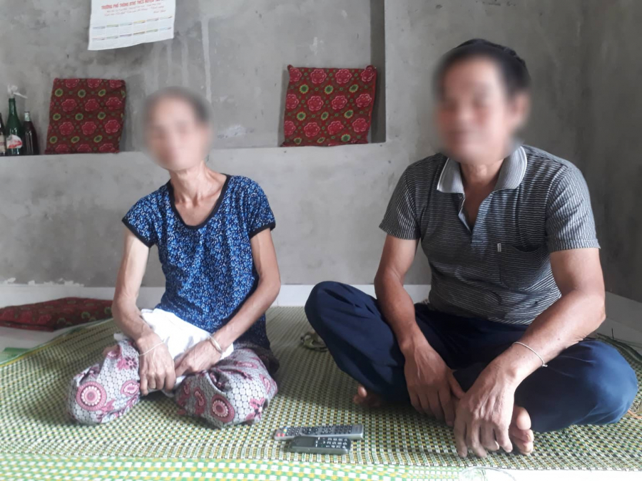 Vợ chồng bà G., một bệnh nhân nhiễm HIV cho biết mình phát bệnh trước khi đến cơ sở của ông Th. thăm khám