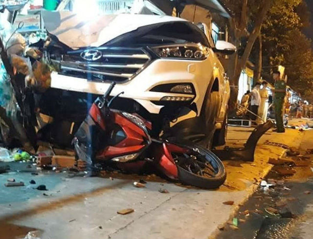 Vụ tai nạn kinh hoàng ở Bình Dương