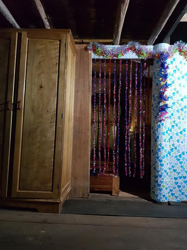 Căn phòng cưới được chính tay mẹ chồng chị Sao trang trí