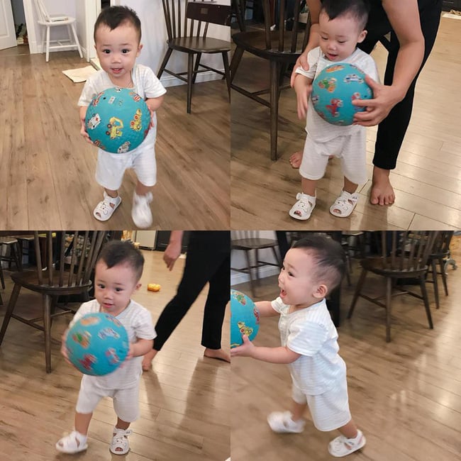 Hình ảnh Peter trắng trẻo, bụ bẫm chơi đùa cùng quả  bóng
