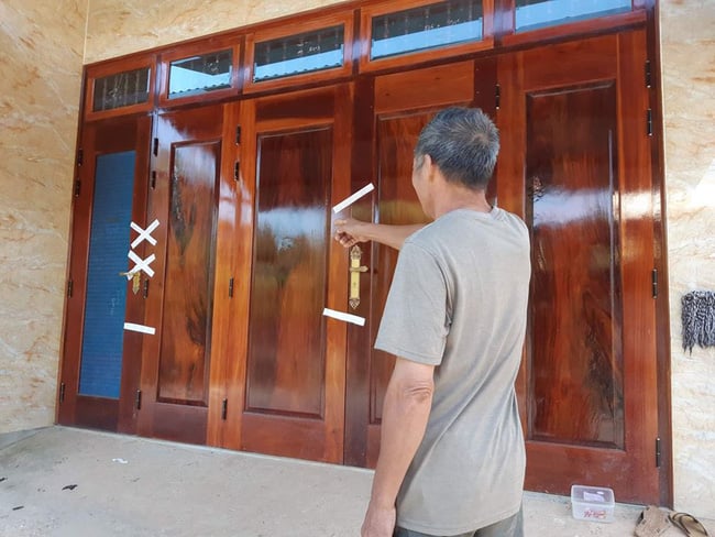 Một người hàng xóm kể lại sự việc