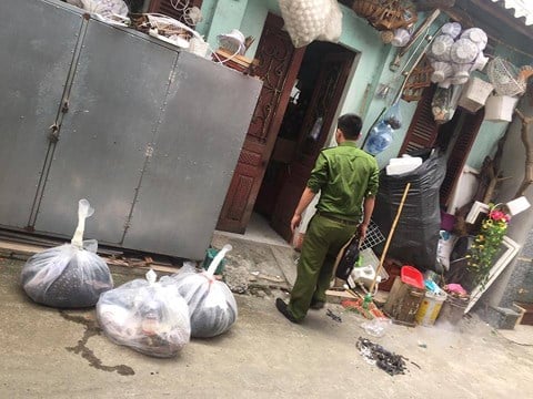 CA tiến hành khám nghiệm và dựng lại hiện trường