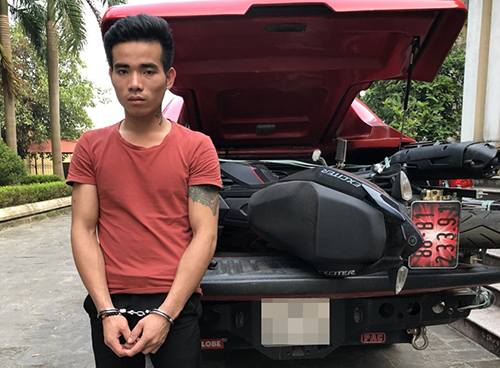 Sau khi giết nạn nhân, Dư còn gọi điện cho mẹ anh Hòa hỏi vay tiền
