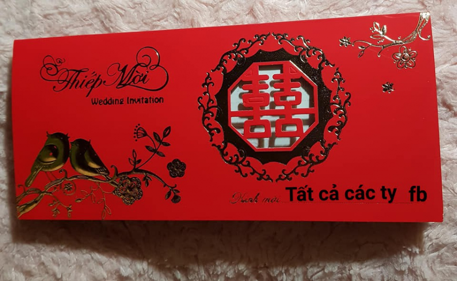 Thiệp cưới của cặp đôi
