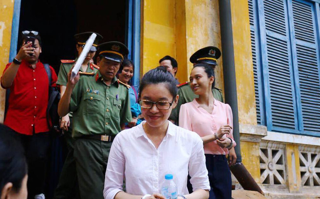 hoa hau phuong nga