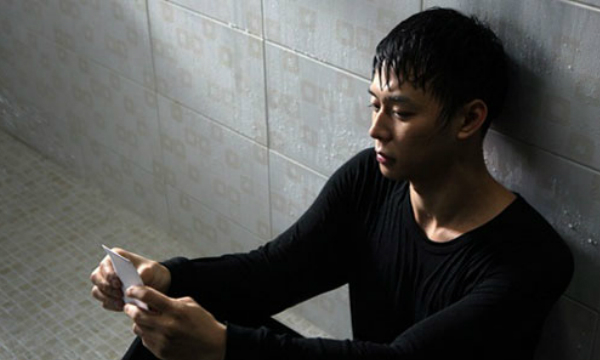 tin nhan cua vo luc nua dem