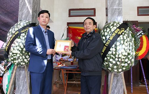 nam sinh