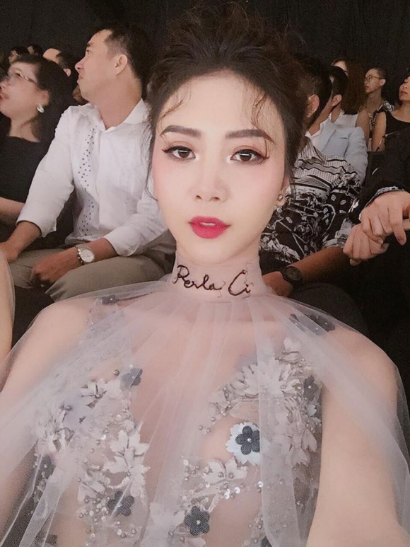 vu-ngoc-cham-the-look-ngoisaovn-14-ngoisao.vn-w720-h960