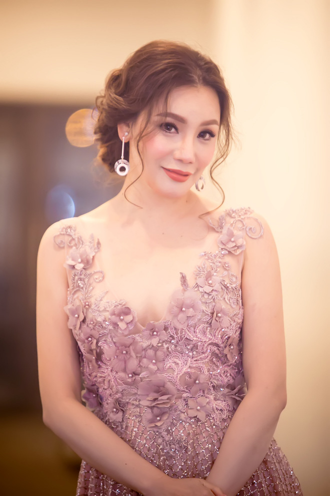 ho-quynh-huong-2-1497686955112