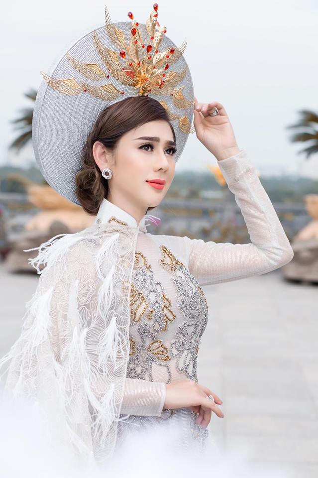 Can-canh-Lam-Khanh-Chi-mac-ao-dai-ket-long-vu-long-lay-co-2c-1515131106-width639height960