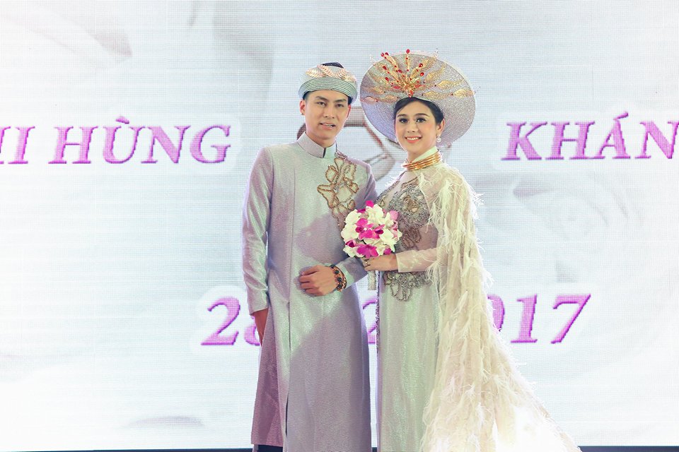 Can-canh-Lam-Khanh-Chi-mac-ao-dai-ket-long-vu-long-lay-co-k17-1515131106-width960height640