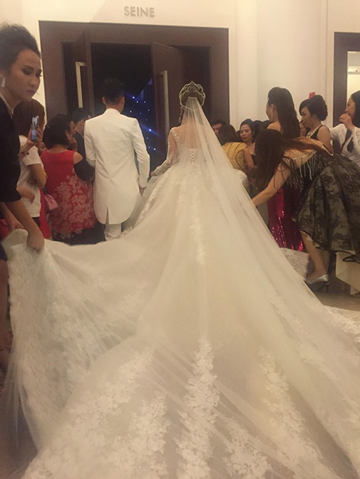 vay-cuoi-sao-viet-blogtamsuvn-35