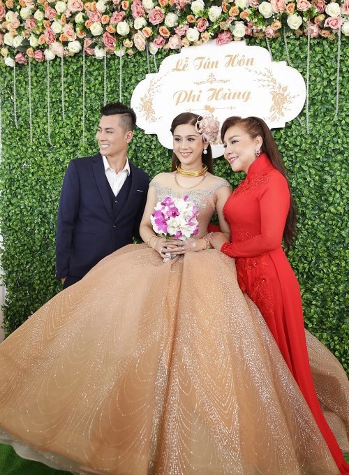 vay-cuoi-sao-viet-blogtamsuvn-36