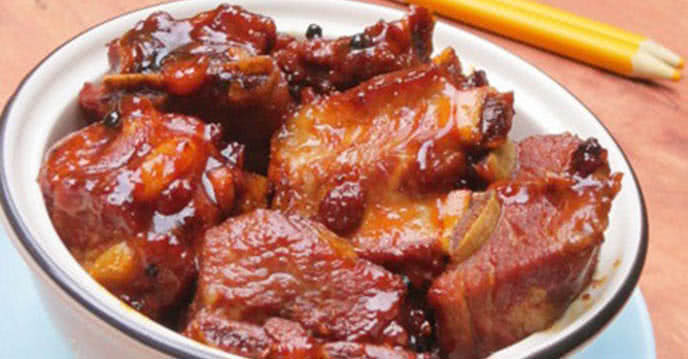 suon-lon-kho-tieu