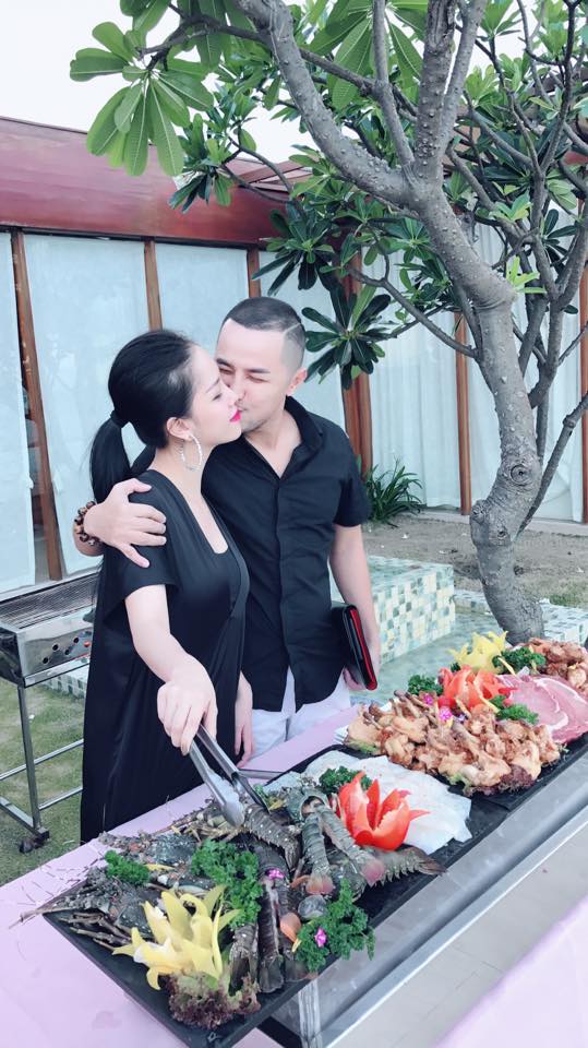 mac ke nguoi yeu cu sap cuoi tam tit van khoe bung bau (phunutoday (4)