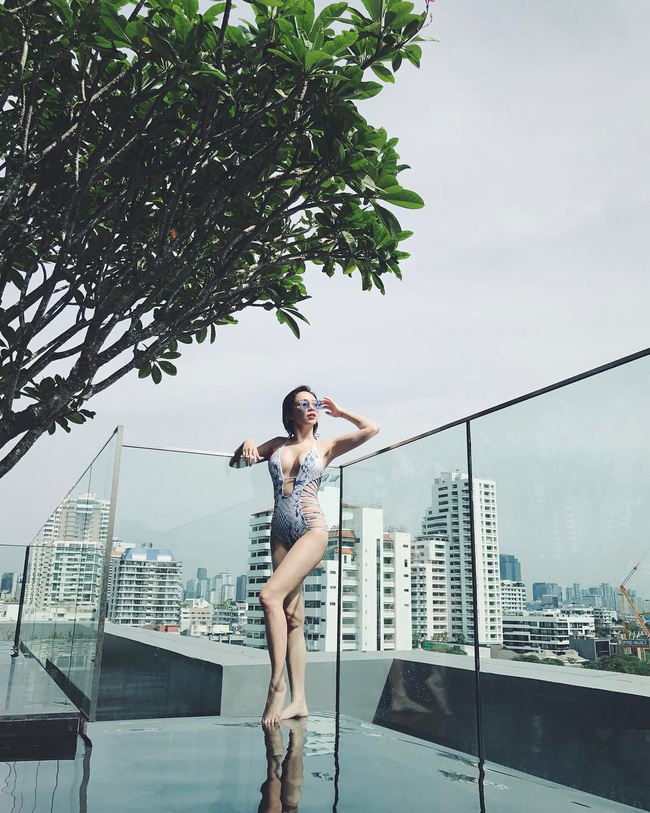 tron nong sao viet khoe t