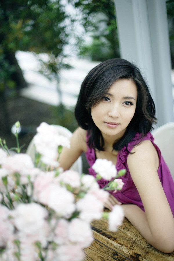 ve dep khong tuoi cua die