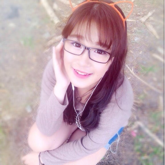 con gai kim tu long phunu
