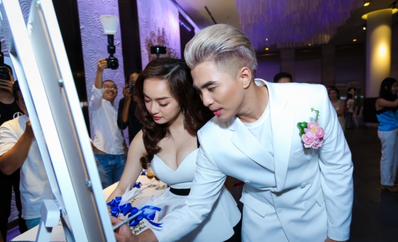 kaity nguyen co vong 1 kh