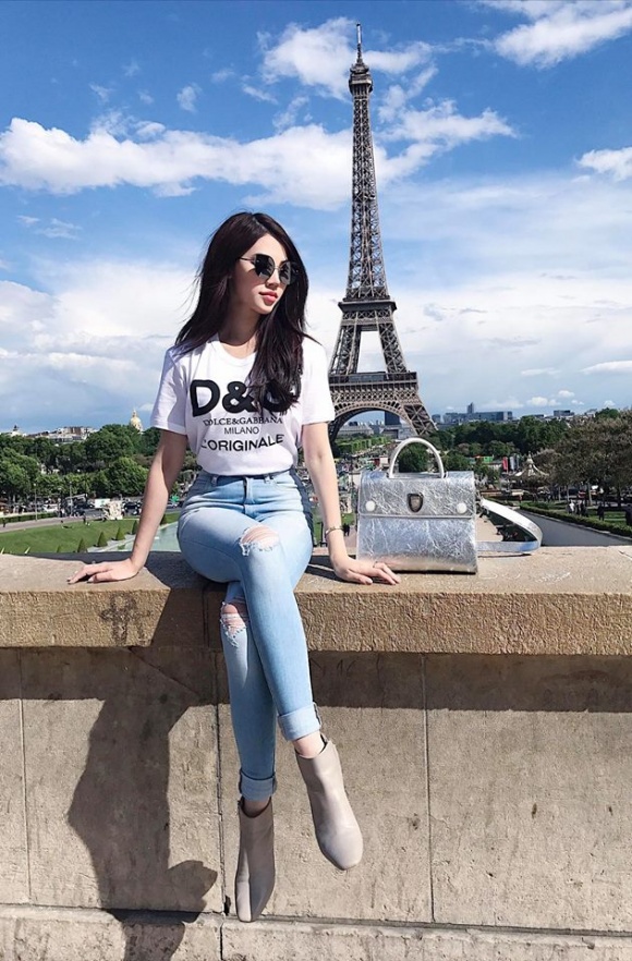 hoa hau jolie nguyen dien ao thun hon 28 trieu sharoncuneta.com (1)