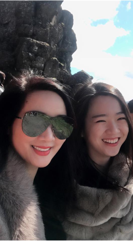 hoa hau giang my  va con gai anh sa phunutoday (9)