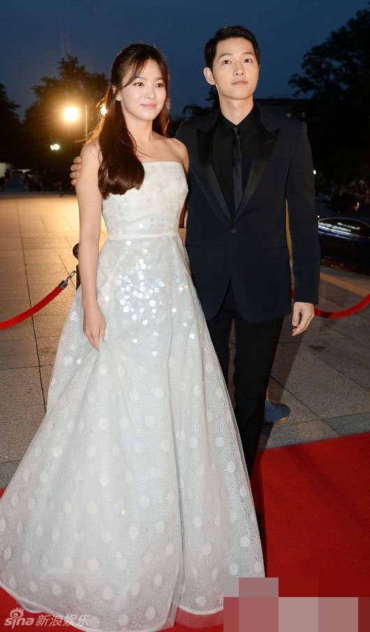 song hye kyo ket hon song joong ki phunutoday (11)