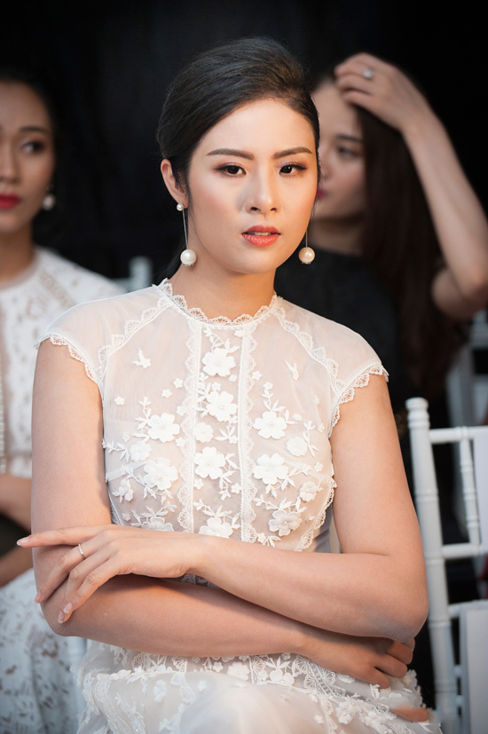 do my linh ngoc han de lo