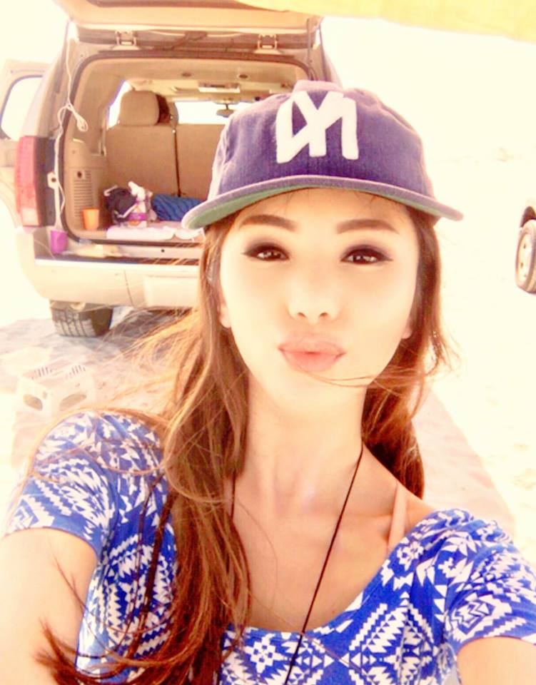 hoa hau bi quang le duoi 