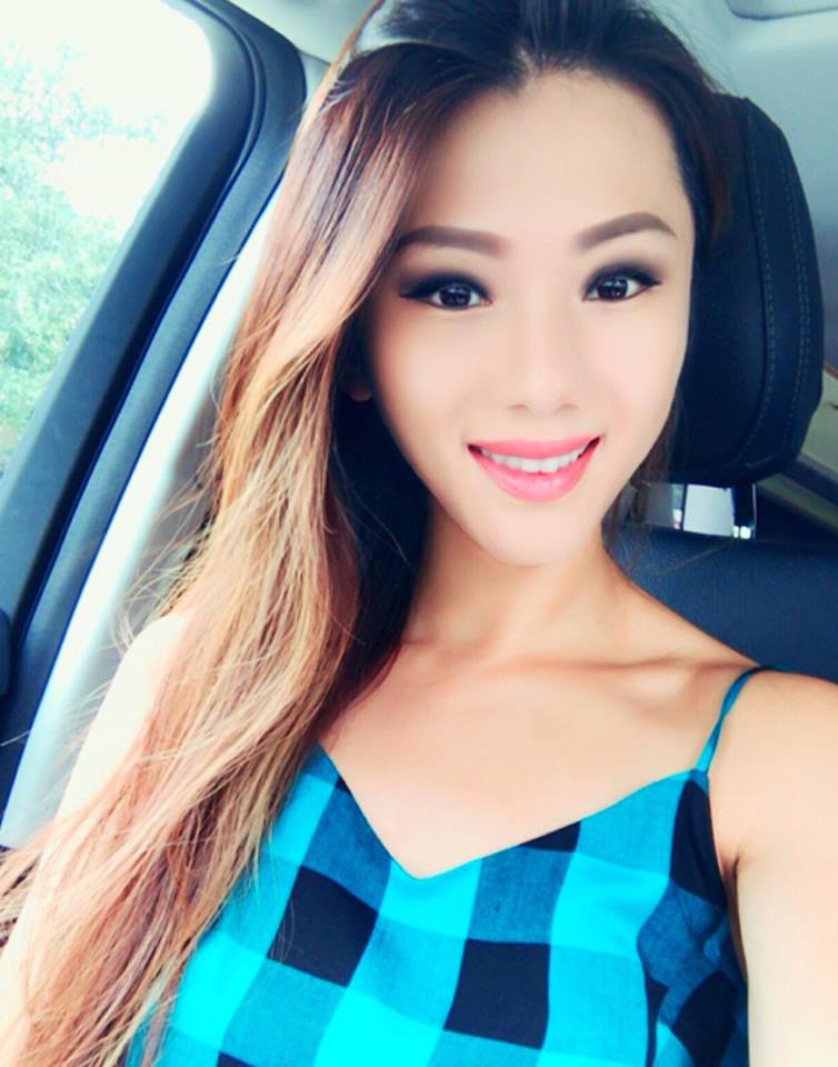 hoa hau bi quang le duoi 