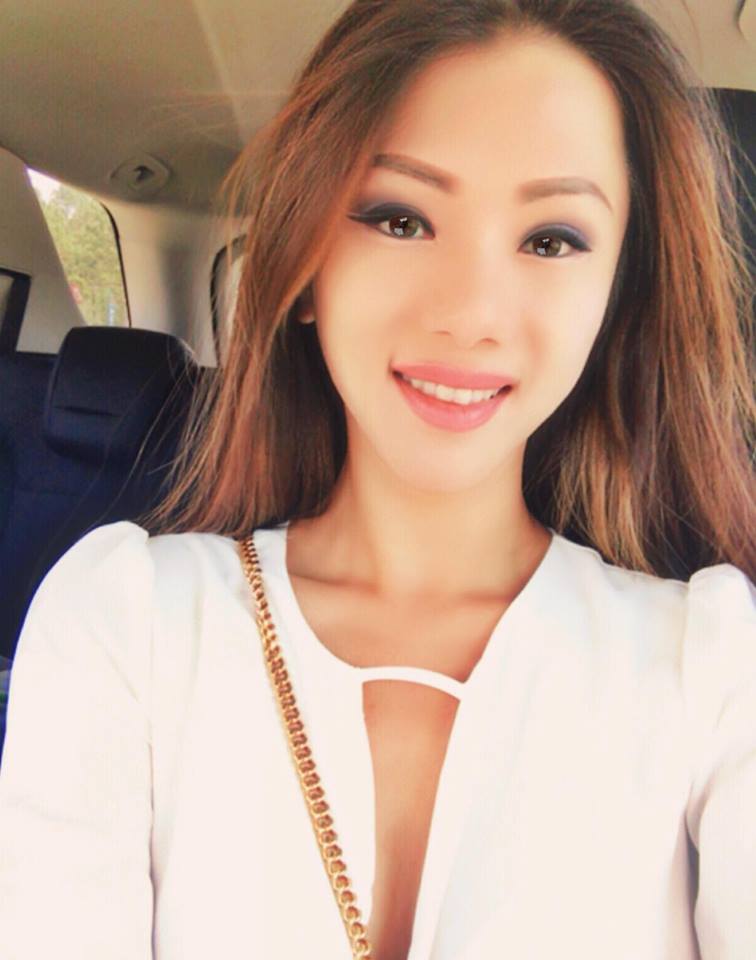 hoa hau bi quang le duoi 