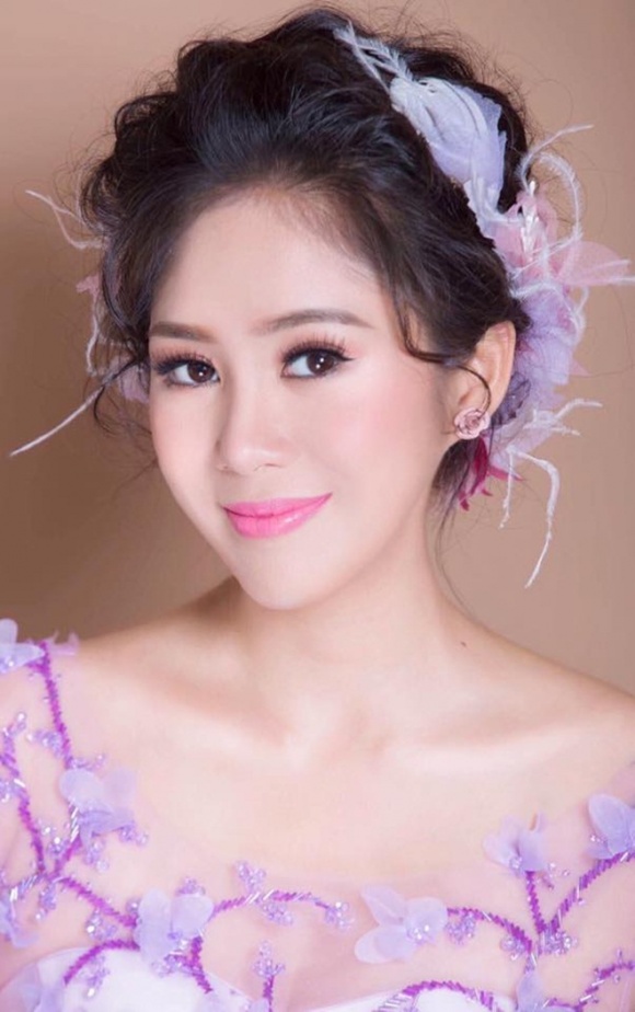 le phuong khoe anh cuoi (