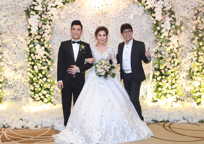 tiec cuoi chong cu phi th