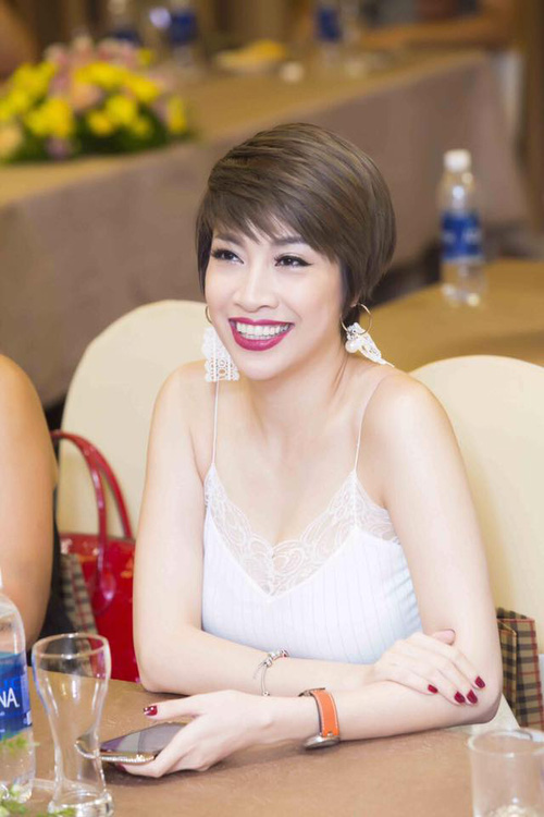 ho ngoc ha kim ly (2)